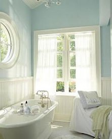 elegancka biała łazienka