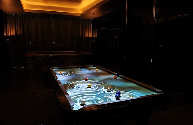 interactive pool table system