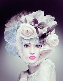 177/ Natalie Shau
