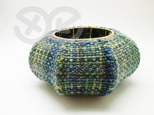 bransoleta tkana na mosiężnym stelażu