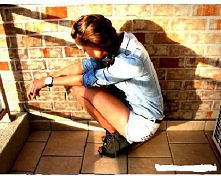 Koszula , sandałki i warkocz ;d