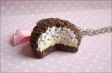 Wisiorek kopiec kreta <3