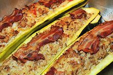 Cukinia faszerowana mięsem i warzywami