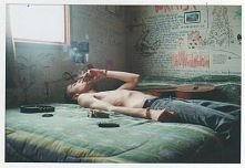 Nigdy, nie poczujesz mego bólu, nigdy jego nie zrozumiesz, nie doświadczysz trudu.