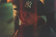 Chociaż bieda czasem piszczy, twarze dumne, cieżko tu żyć, ale szkoda umrzeć.