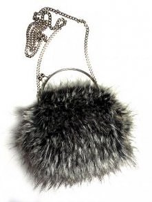 Mała futrzana torebka z biglem