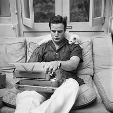 Marlon Brando with a cat