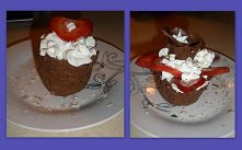 kubeczki czekoladowe z owocami