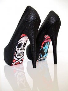 Niesamowite szpilki !