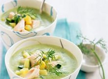 zupka krem z cukinii z kawałkami pieczonego pstrąga
