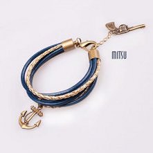 Her love is revolver