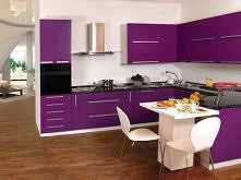 fioletowa? ja jedną poproszę:)