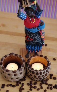 świecznik z masy solnej i ziaren kawy