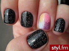 z pastelowym akcentem