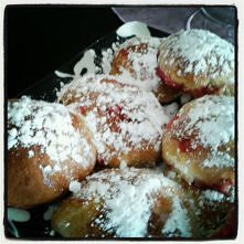 drożdżówki z malinami