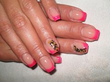 Neonowy french i bulion