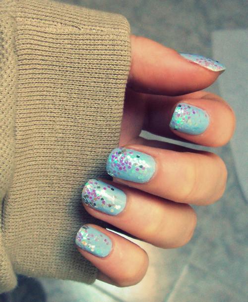 nails