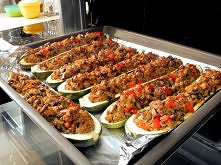 Cukiniowe łódeczki