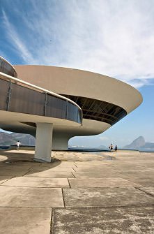 Niterói Contemporary Art Museum, Niteroi, Brazil, proj. Oscar Niemeyer
