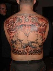 TATTOO HOOLIHANS