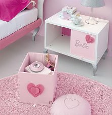 Szafka z serii Barbie