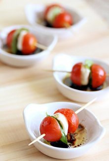 Pomidorek koktajlowy przekr...