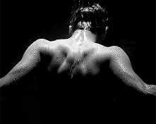 Blaine sings Fighter
Glee!