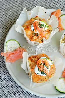 Muffiny z cukinią i łososiem
