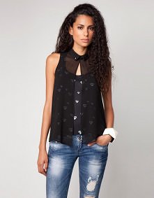 piękna kobietka i ciuszki -...