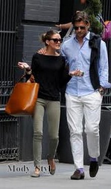 Sezon na poszukiwanie jesiennej torebki uważam za rozpoczęty. Poszukiwania jak zawsze zaczynam od allegro. Podeślę kilka moich typów.

Jak klikniecie w zdjęcie to traficie na au...