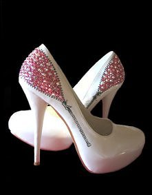 z błyszczącym, różowym wnętrzem :)