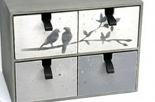 Komódka z ptaszkiem