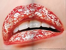 permanentny tattoo na usta ...
