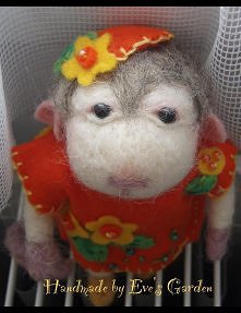 Mam szklane oczka i ok 12cm wzrostu