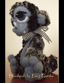 mimo groźnie wystających kłów jestem bardzo przyjazny a najbardziej na świecie lubię być przytulany:-)