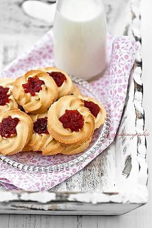 ciasteczka z marmoladą :D