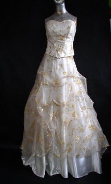 Suknia ślubna (łowca: Gabinet Odnowy)