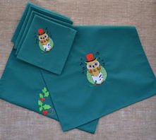 Świąteczny zestaw bieżnik i 4 serwetek