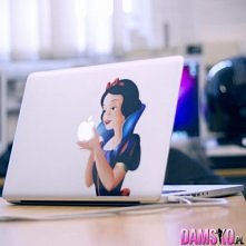 naklejka na laptop