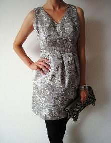 piękna, elegancka sukienka. szczegóły dostępne po kliknięciu w zdjęcie.