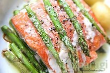 Łosoś ze szparagami