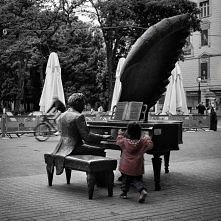 'Tylko w muzyce odnajd...