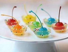 Wisienki w owocowej galaretce