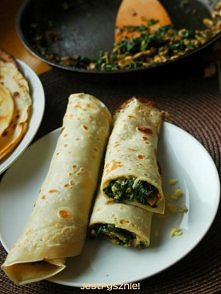 Naleśniki ze szpinakiem i p...