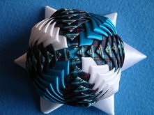 Bombeczka Karczoch 8 cm