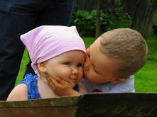 <3