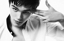 Nickolas Hoult