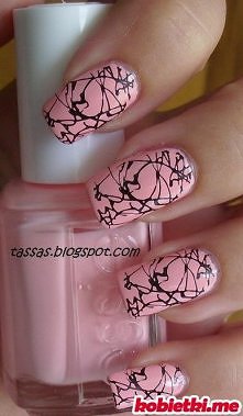 różowe paznokcie - świetny ...