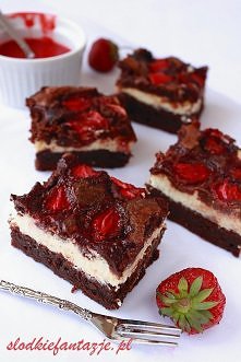 sernik z truskawkami :)