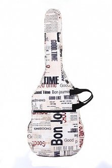 .:Pokrowiec na gitarę:.
 długość 106 cm, wysokość 10,5 cm, szerokość 33 cm i w najszerszym miejscu 41 cm,

- regulowany pasek na ramie,
- kieszonka na śpiewnik
- ciekawa i orygi...